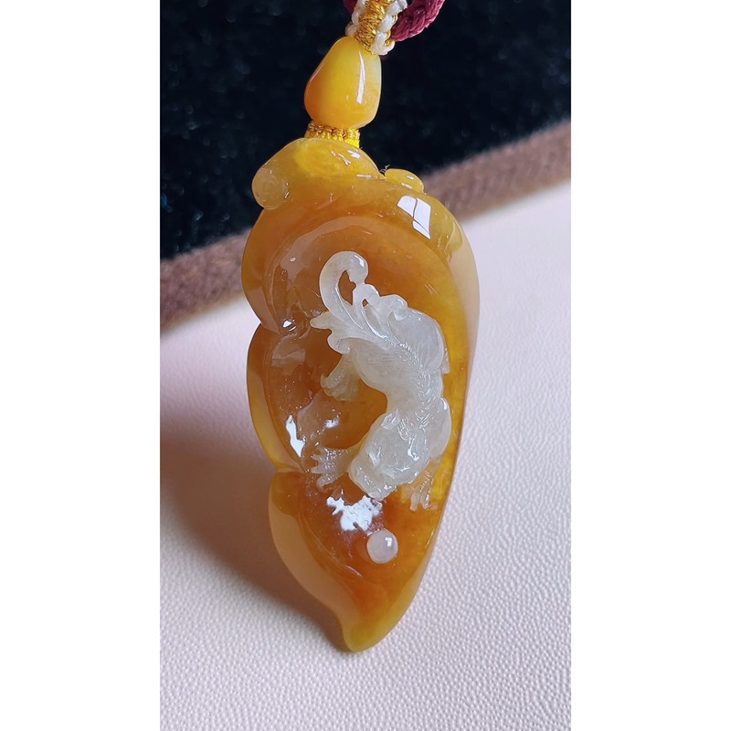 缅甸天然A货玉石翡翠挂件 精雕老坑冰种黄翡招财貔貅吊坠