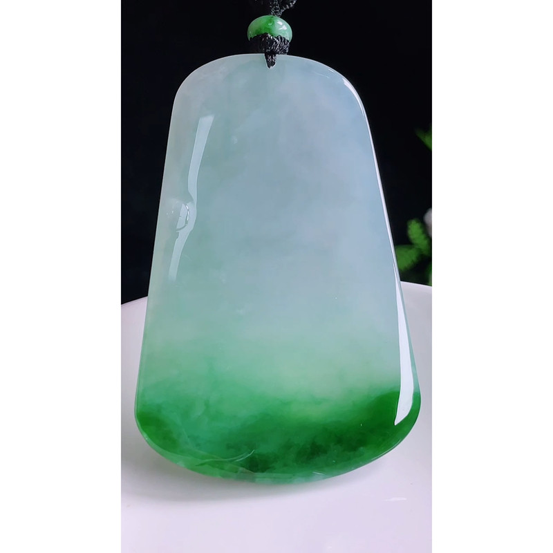 缅甸天然A货玉石翡翠 老坑冰种 手工精雕 飘花观音吊坠