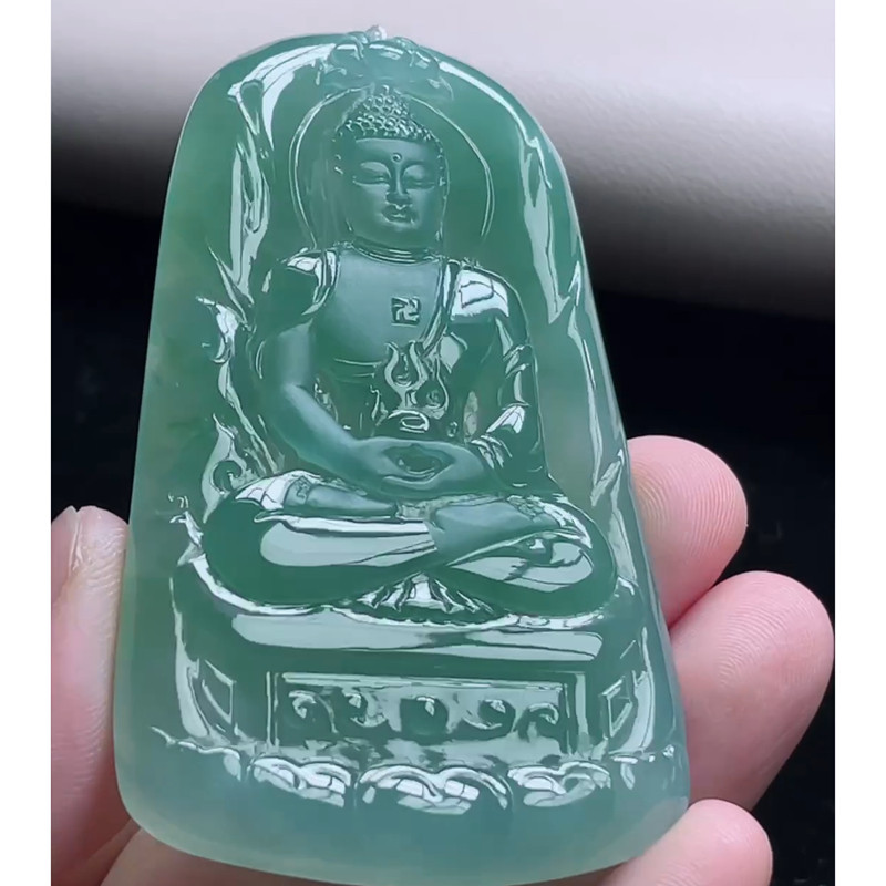 缅甸天然A货玉石翡翠挂件 精雕老坑冰晴绿大日如来佛吊坠