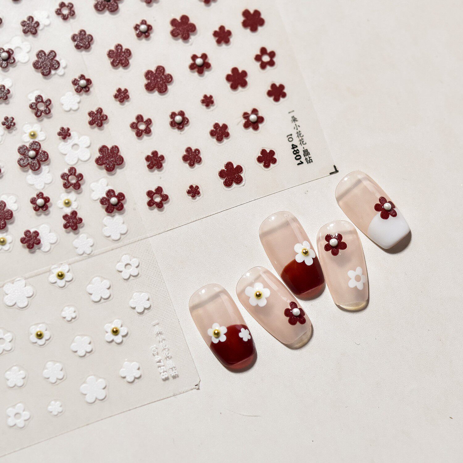 一朵小花花美甲贴纸珍珠晶钻黑白红色五瓣花爆款文具儿童指甲贴纸
