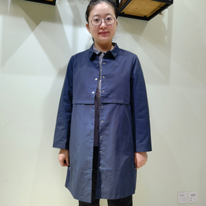YUN韫翻领中长款韩版纯色风衣女