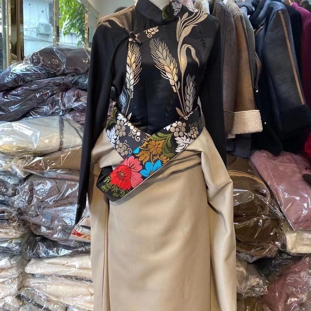 2023女款套装新款夏季两件套民族风藏族藏式锅庄舞蹈服西藏旅拍服