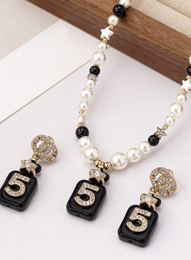 黑色香水瓶金色5号水钻小香风