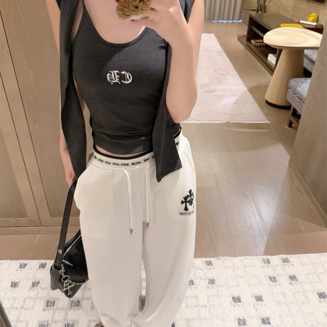 十字架梵文拼接印花运动休闲裤女秋季小众设计感高腰显瘦直筒裤潮