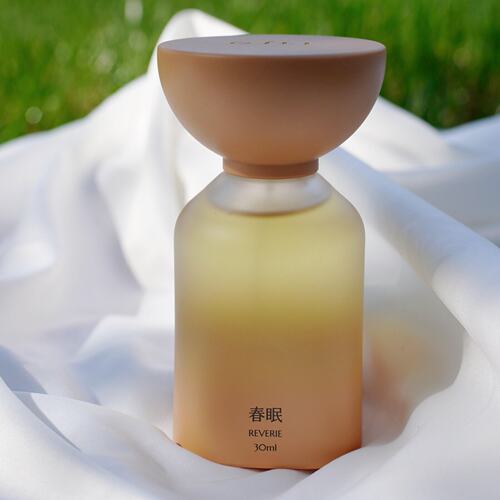 其里qili香水云朵之上柔软的壳圣女之泪沙与纱墨雾雨森林试香小样