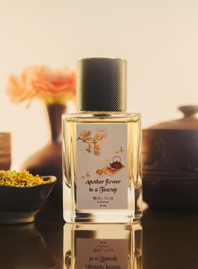 witch scent泰国小众香水夏日之吻冬日恋歌香草微风试香小样