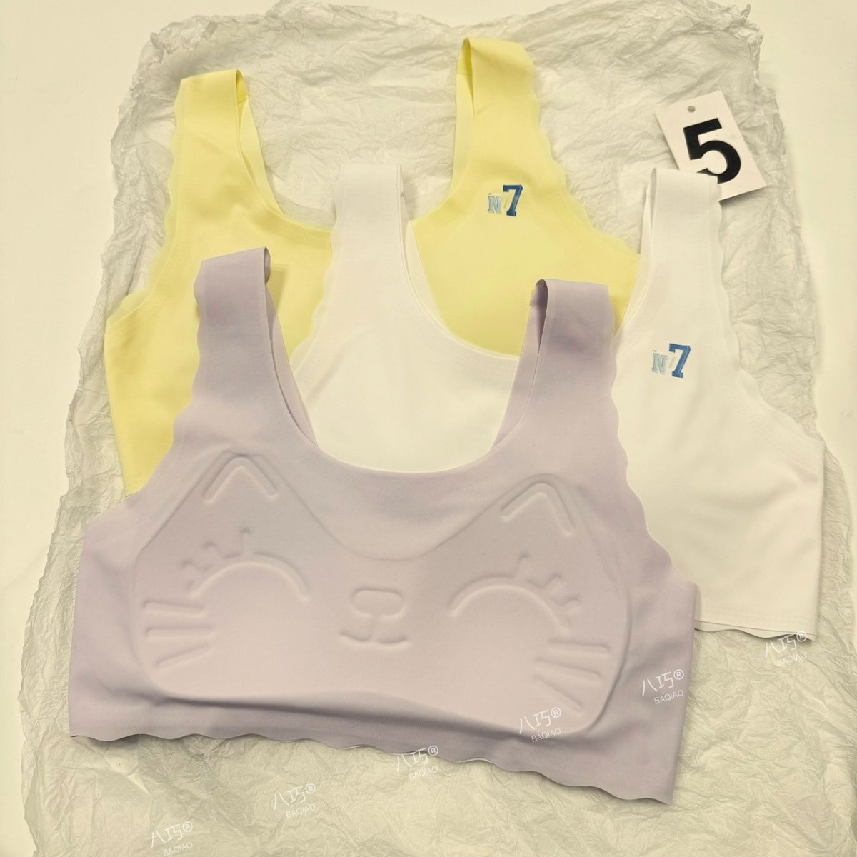 新款冰丝无痕猫咪胸垫固定杯内衣