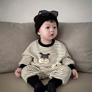 婴儿加绒卫衣套装秋冬款薄绒条纹爬服男女宝宝卡通长袖长裤两件套