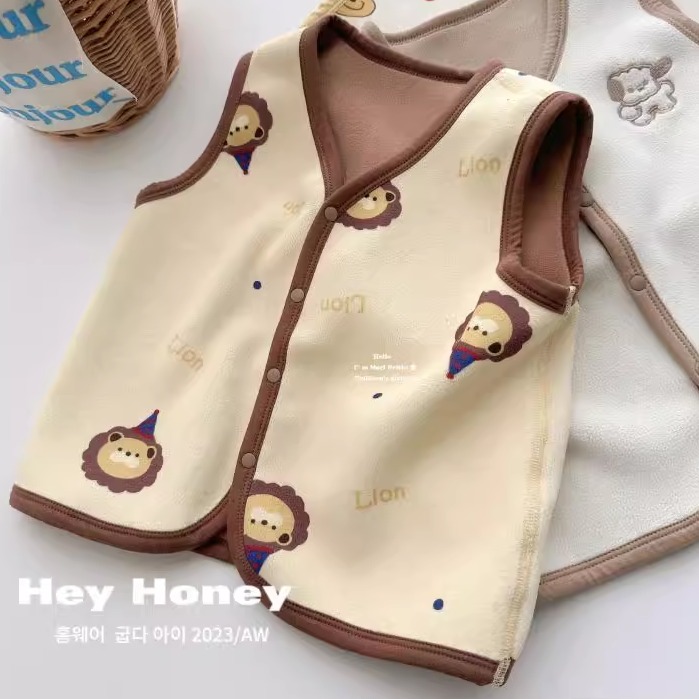 儿童奥粒绒马甲撞色暗扣秋冬装