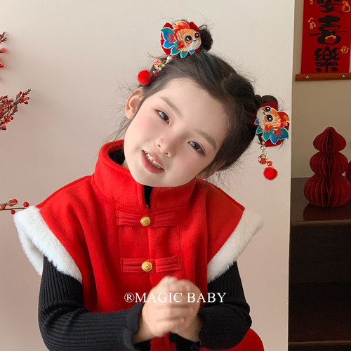 锦鲤赐福 超萌可爱红色流苏毛球刺绣小金鱼发夹儿童新年头饰过年