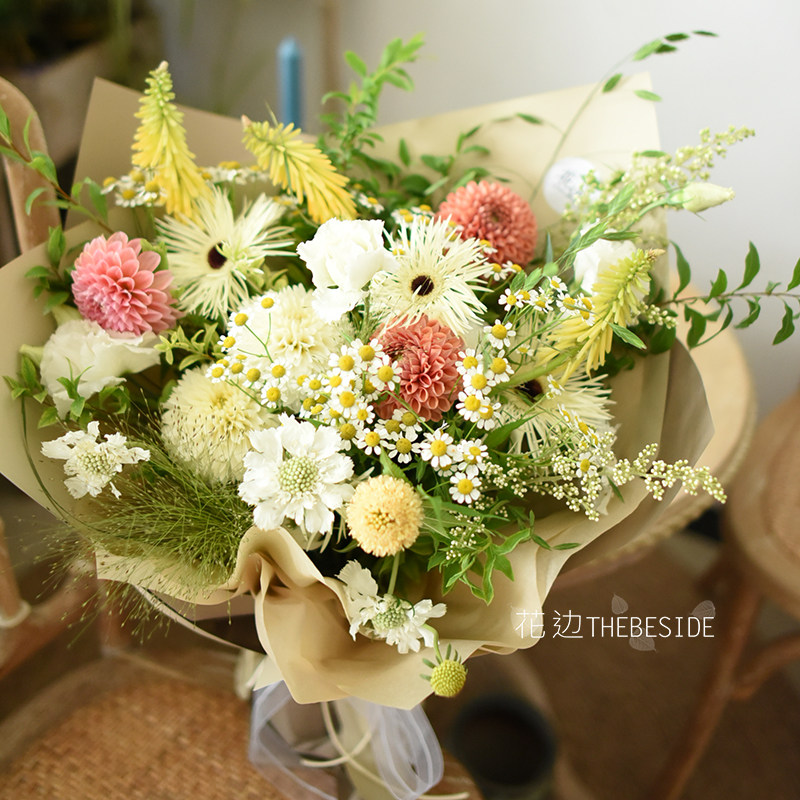 半夏时光自然风格清新闪送花束