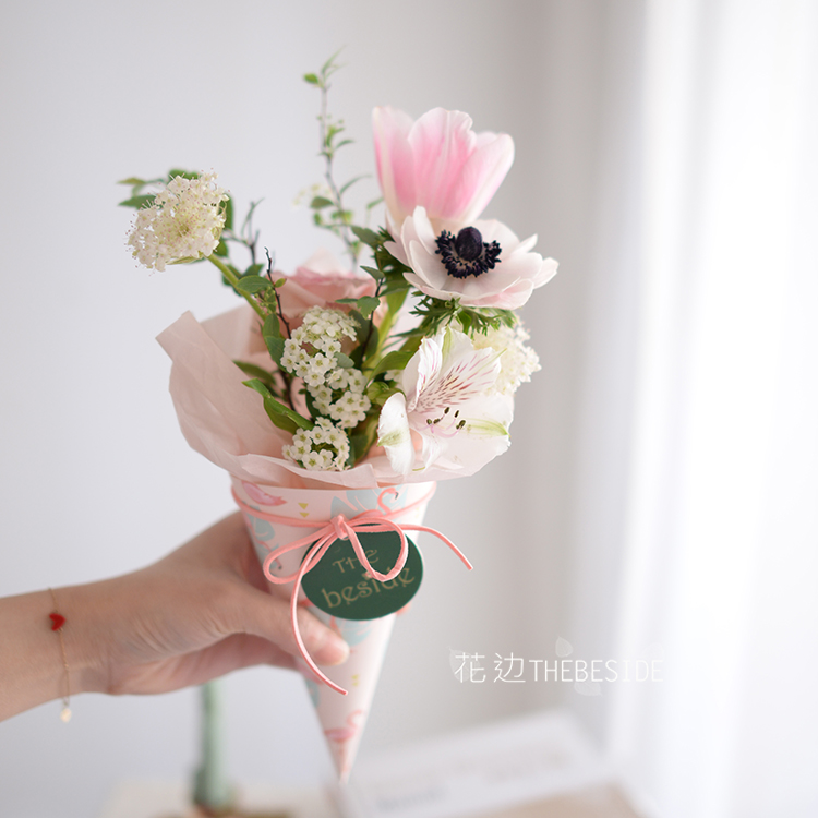 花边thebeside《甜甜礼物小花束