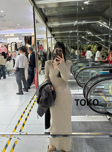 TOKO.Z韩版2024冬季修身弹力舒适显瘦针织毛衣中长款包臀连衣裙女