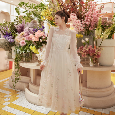 【夏天粉丝专享】Marie Elie【春序桃枝】钉珠连衣裙EAE21M08420