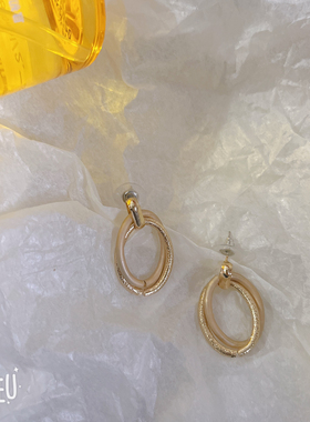 BoBo 不规则圆形多层金属耳钉休闲简约轻奢感耳环设计感耳饰女