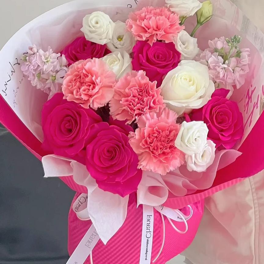 【直播链接】主播搭配玫瑰花百合花多头玫瑰向日葵草花鲜花花束