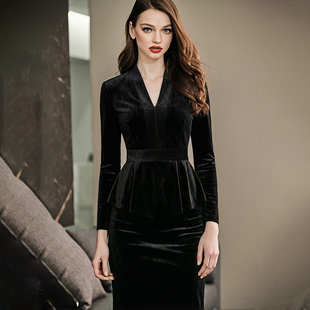 新款 女装 V领荷叶边修身 长袖 显瘦丝绒遮肚子上衣通勤套装 2026春装