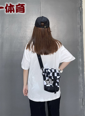VANS/范斯经典黑白运动休闲棋盘格小挎包 腰包单肩包VN0A5F68705