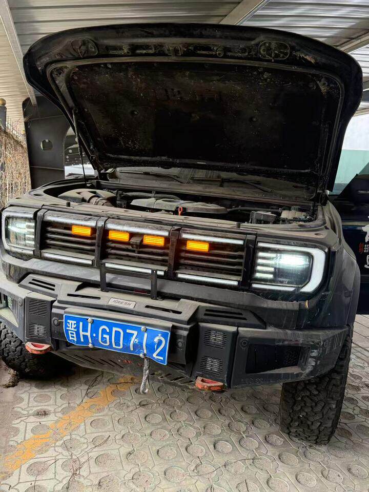 5月7日忻州市北京牌BJ40黑色吉普型越野车一辆（裸车，不带牌,原车牌号为晋HGD712）网络拍卖公告