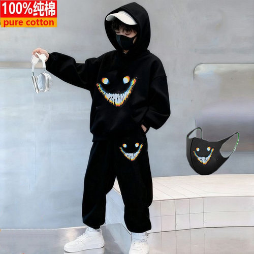 后室backrooms周边连帽卫