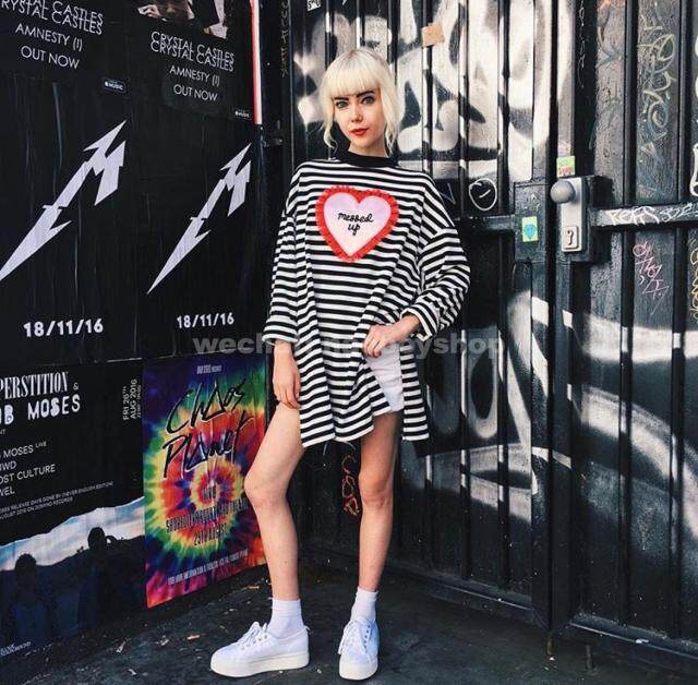 lazyoaf黑白条纹花边爱心贴花大码宽松时尚开叉长款长袖美式T恤女