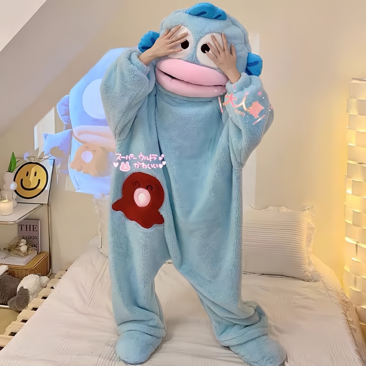 丑鱼儿童可爱搞怪连体睡衣男女同款秋冬季加厚珊瑚绒抽象大嘴鱼