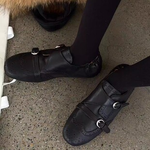 女雕花平底布洛克皮鞋 英伦风皮带扣乐福鞋 2026年春新款 诗歌兰女鞋