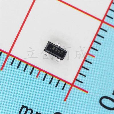 REF3025AIDBZ 全新电压比较器芯片 SOT23封装  丝印R30C 优势现货