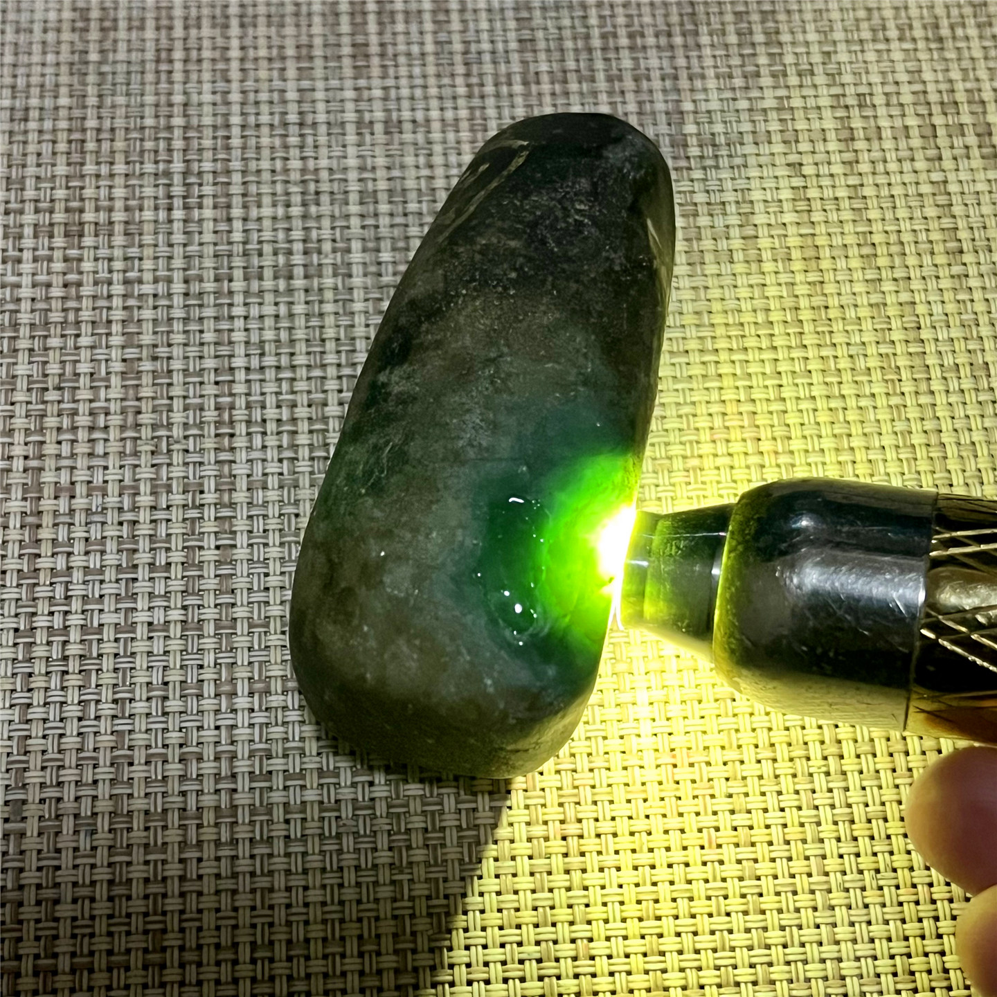 翡翠原石玉石毛料大马坎敞口水石开窗肉质细腻种水化开黄加绿表现