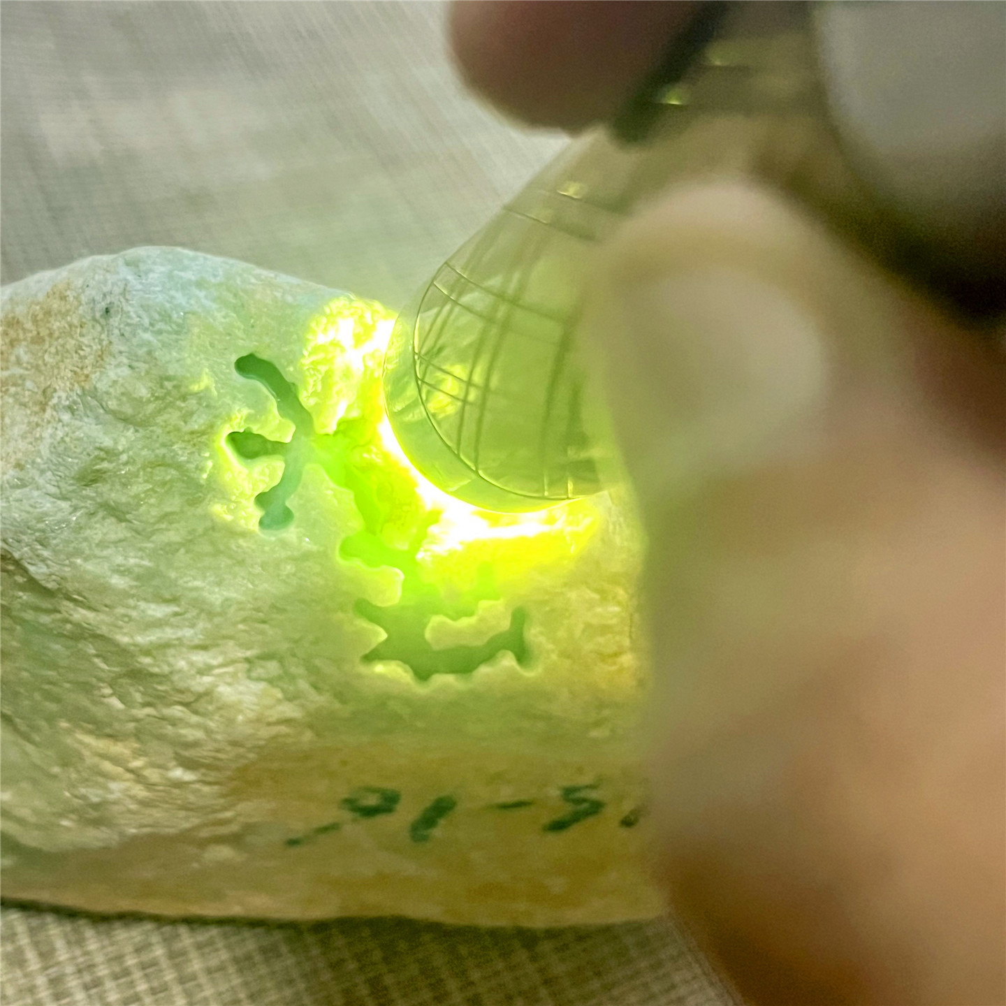天然老坑翡翠玉石木那底色手镯料