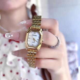 国货90年代贝壳盘小巧精致复古奢华小众防水方形礼物静音石英女表