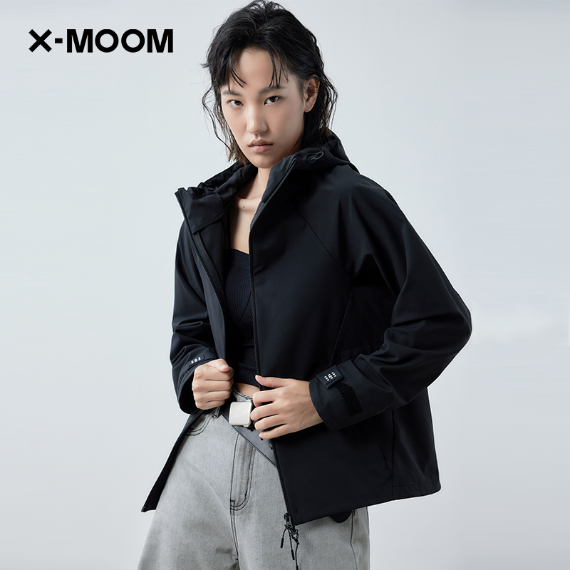 XMOOM复合牛奶丝连帽外套