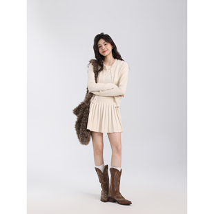 Creamsu叙白 早秋新款针织套装裙子女小个子薄开衫百褶短裙三件套