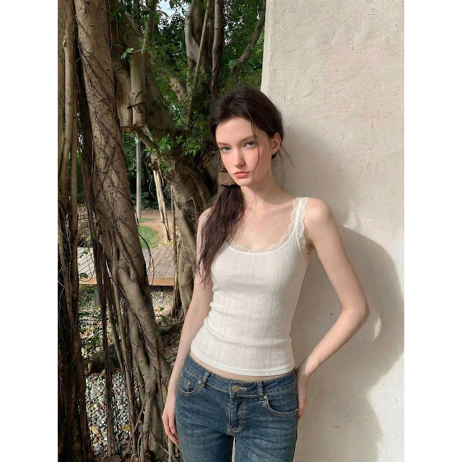Creamsu叙白 白色蕾丝花边吊带背心女夏季纯欲修身百搭无袖短上衣图片