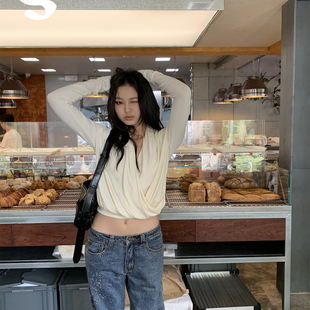 Sleep at 11 褶皱垂感深V荡领气质温柔百搭显瘦交叉长袖T恤上衣女