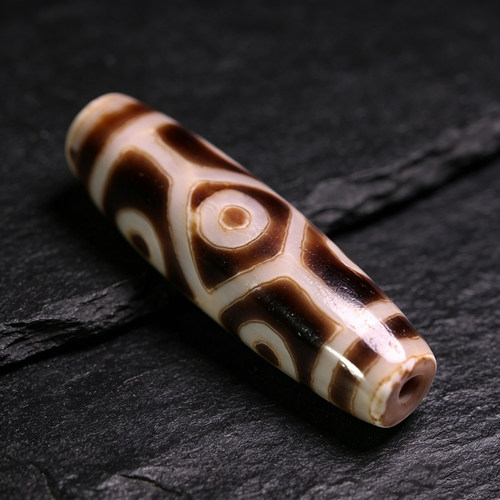琥珀白毫龟甲六眼天珠/61*17mm