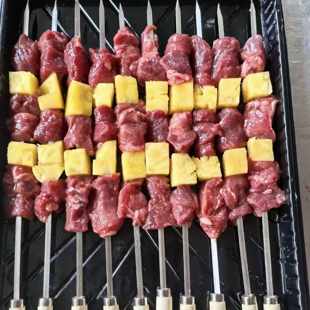 凤梨牛肉串水果牛肉串50克10支一包烧烤油炸铁板夜市小吃烧烤大串
