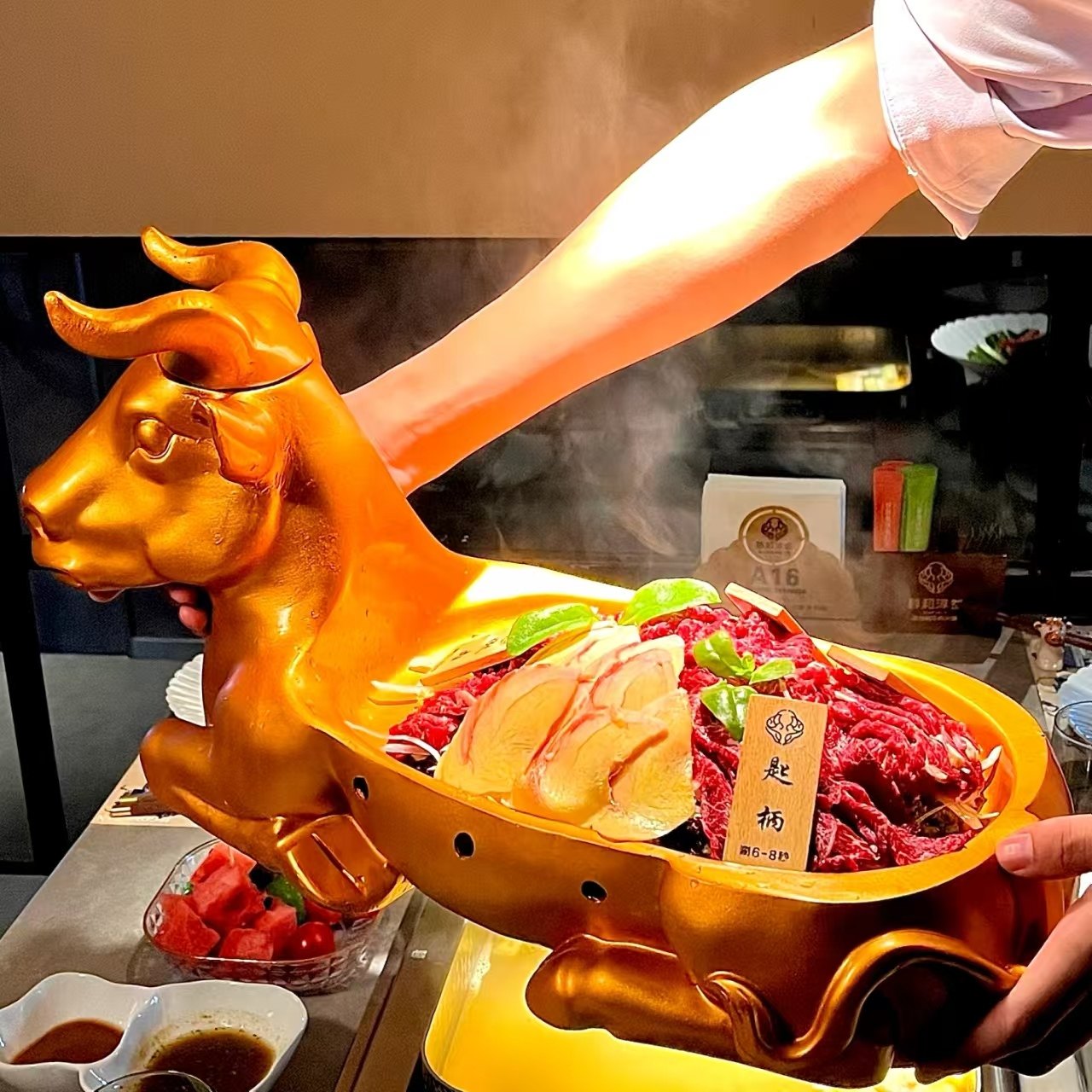 金牛造型创意特色火锅毛肚专用餐具自助烧烤肉雪花肥牛刺身干冰盘,餐饮具,盘,淘宝优惠券,粉丝福利购,淘宝优惠卷