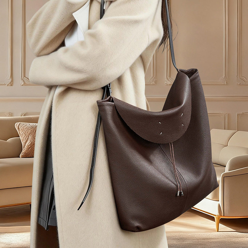 头层牛皮流浪包大容量时尚水桶包休闲百搭真皮托特简约单肩斜挎包,箱包皮具/热销女包/男包,通用款女包,淘宝优惠券,粉丝福利购,淘宝优惠卷