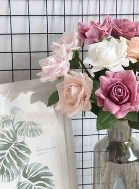 过胶湿润手感玫瑰仿真花厂家家居装饰婚庆路引花墙假花MW59995