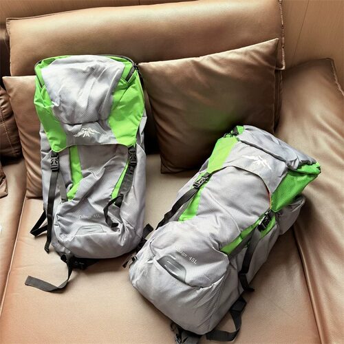45L防水多功能户外登山双肩包