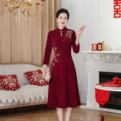 高贵妈妈婚礼手工钉珠高端旗袍连衣裙喜婆婆丈母娘结婚宴喜庆礼服