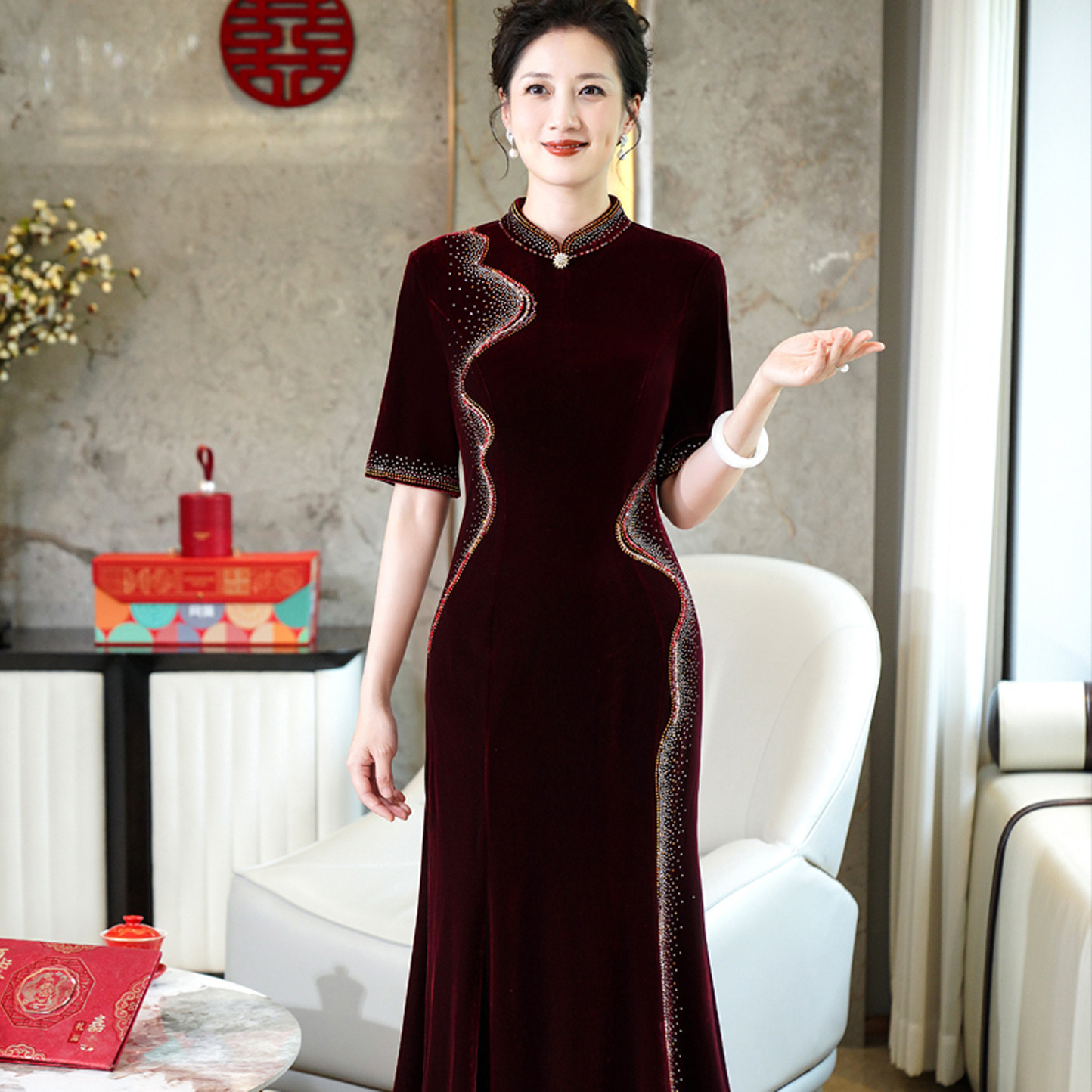 高档喜婆婆礼服婚宴厂家亏本直销