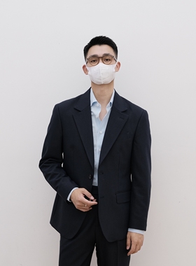 何青菜/255564 春季新品商务休闲通勤简约男士平驳领西装外套单西