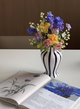 手绘条纹花瓶 艺术感 高温陶瓷 花器插花摆件·高18.5cm口径4.5cm