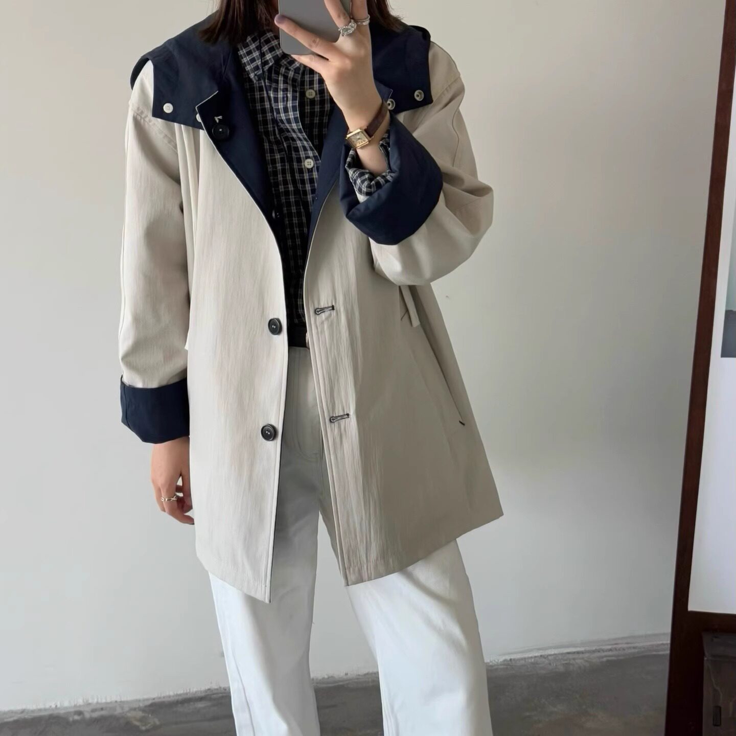 miu的双面质感！正反两穿撞色连帽中长款女秋季外套风衣 | 圣欧尼