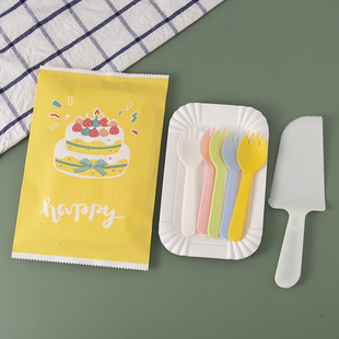 加厚生日盘叉套装一次性刀叉盘组合蛋糕餐具降解纸盘甜品叉子餐盘