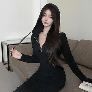 法式气质卫衣连衣裙子秋冬季2025新款女装长裙配大衣内搭打底长裙