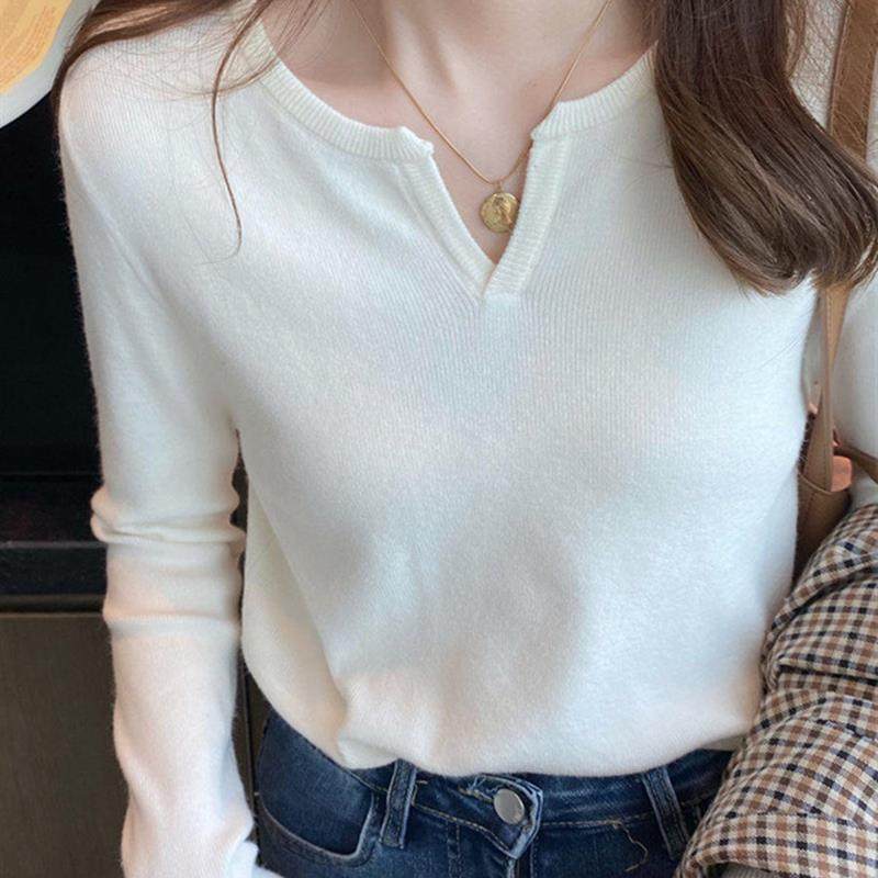 秋季V领白色长袖针织打底衫女装上衣2025年秋装新款修身内搭毛衣