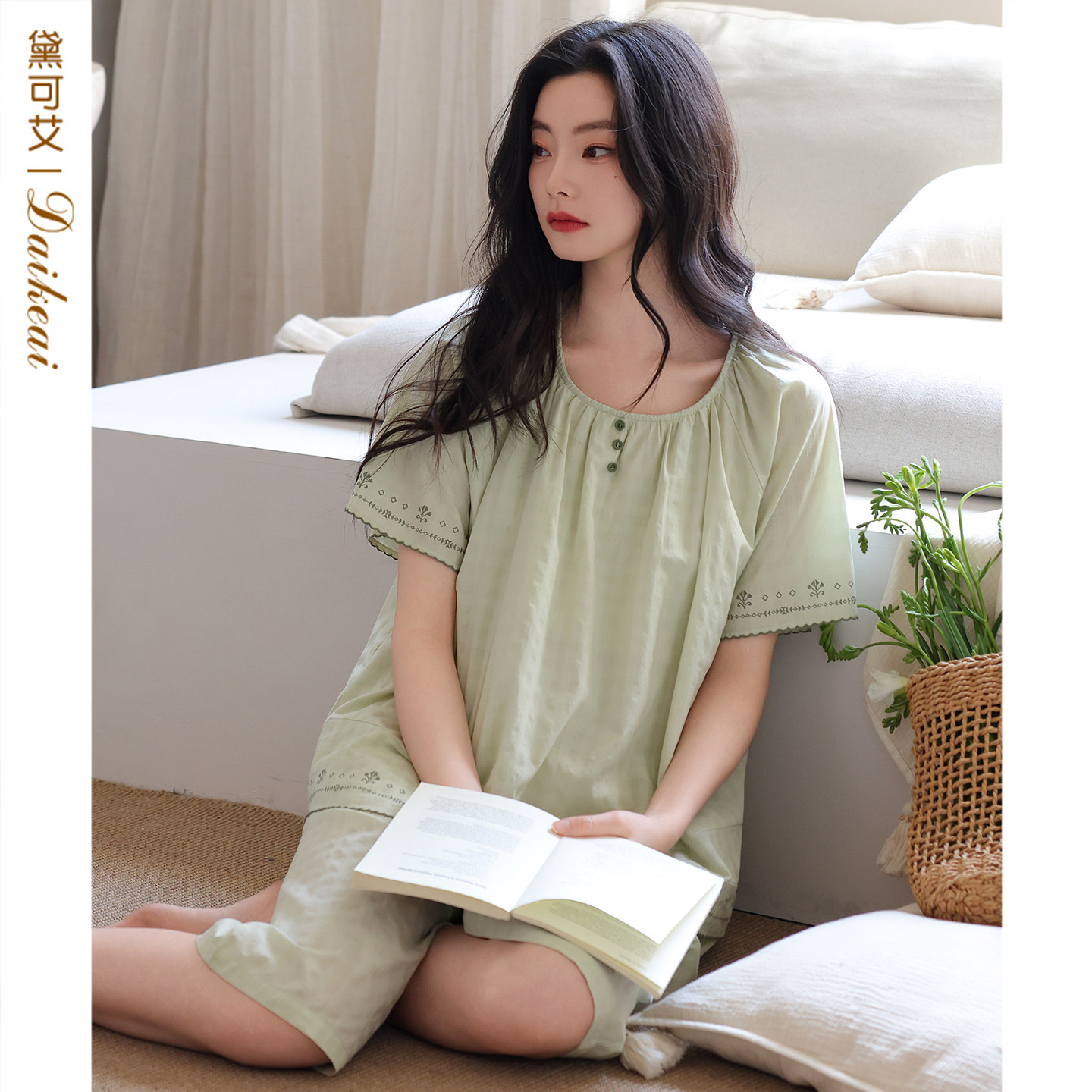 带胸垫睡衣女士夏季短袖七分裤泡芙棉薄款夏天棉绸棉纱妈妈家居服